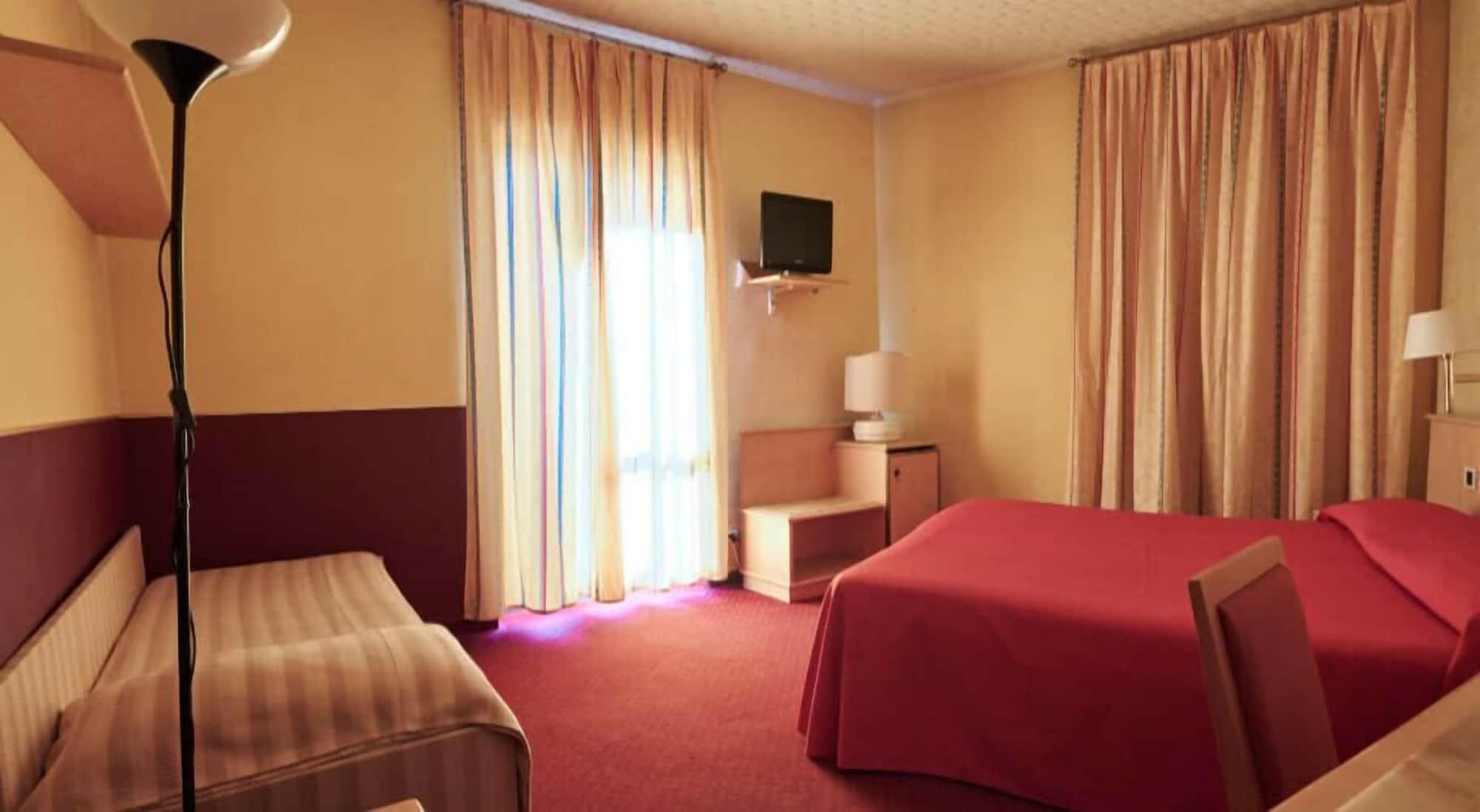 Atlantic Hotel 4*